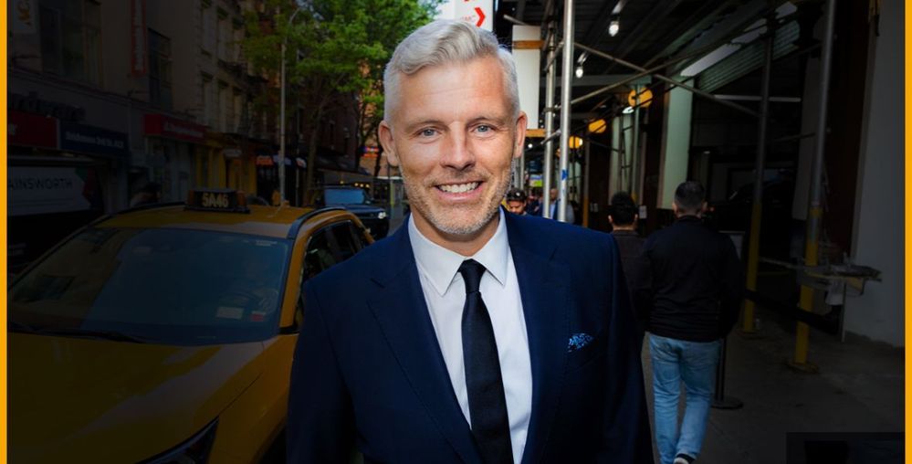 Des_Bishop_2025_-_banner_1180_600_80_c1.jpg Des_Bishop_2025_-_banner_1180_600_80_c1.jpg